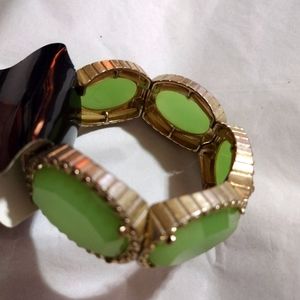 Women green bracelet. Retro vintage